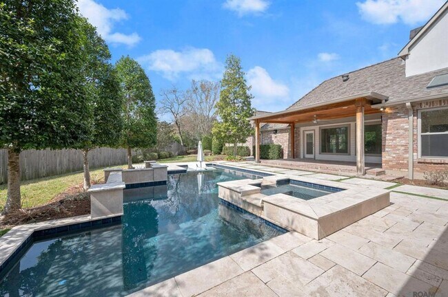 Building Photo - 4 Bedroom Luxury Rental located near Bocage | Private Pool | Mother In Law Suite