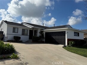 Building Photo - 3822 184th St