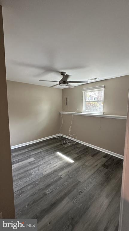 Building Photo - 14646 London Ln