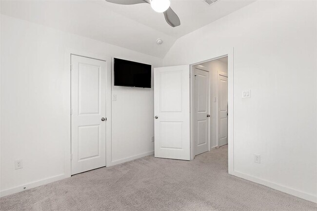 Building Photo - 3305 Cornflower Coast Ct