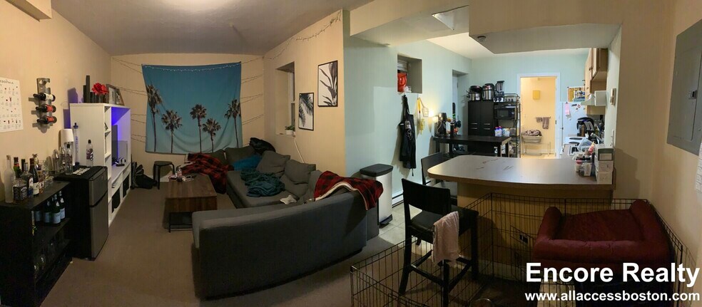 Building Photo - 883 Huntington Ave