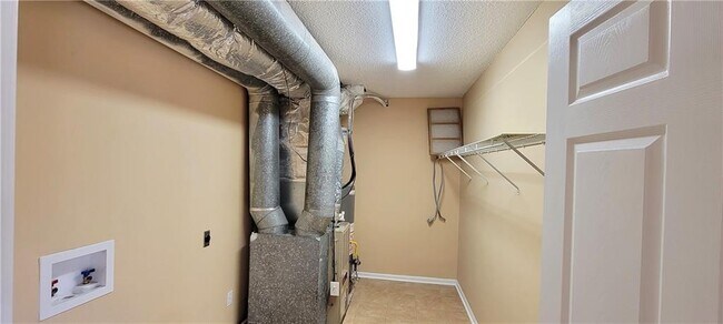 Building Photo - 200 Wayside Dr