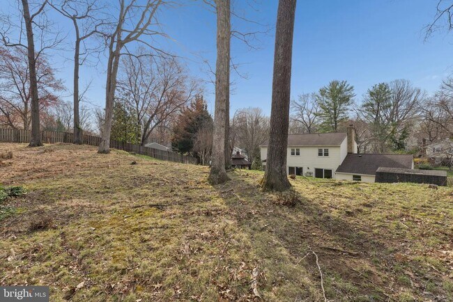 Building Photo - 2302 Tanglevale Dr