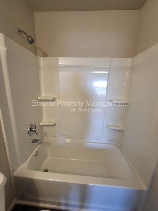 Building Photo - 1920 Mason Ln