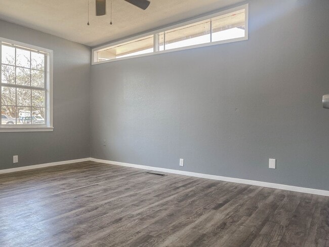 Building Photo - 2505 47th St