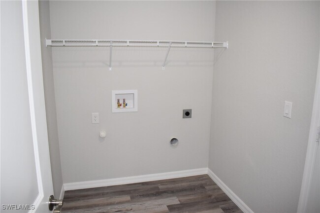 Building Photo - 2736 Ananas Rd