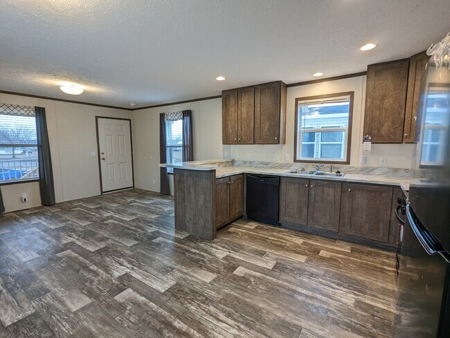 Building Photo - 849 Kansas