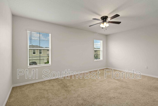 Building Photo - 5940 Silver Sage Wy