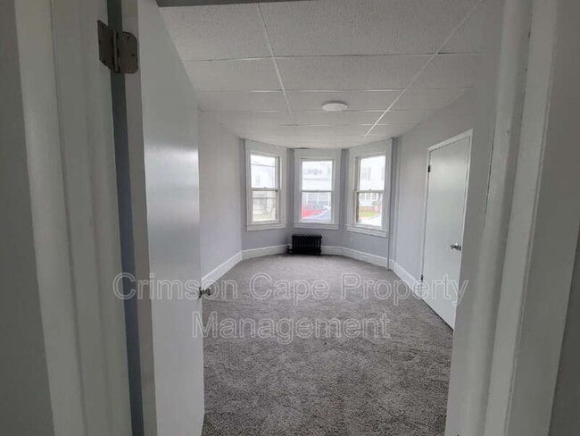 Building Photo - 341 Hughes St