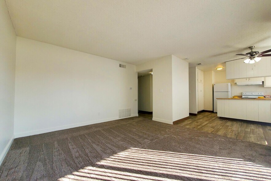 Building Photo - Spring Gardens Apartments