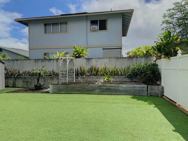 Building Photo - Mililani Town Living with PV, Tesla Batteries & EV Charger