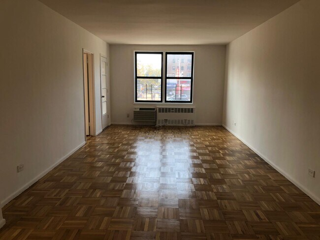 Building Photo - 10025 Queens Blvd