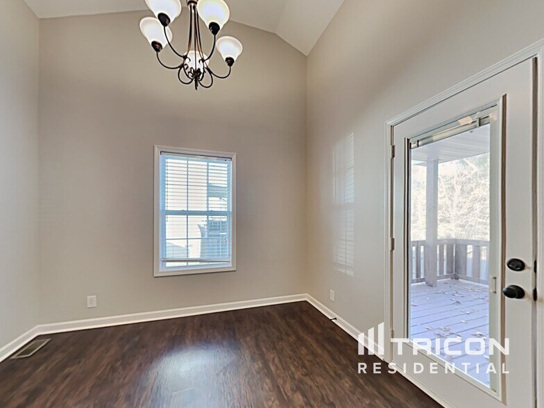 Building Photo - 1517 Reasons Drive