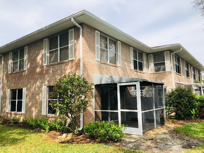 Building Photo - 6750 Lone Oak Blvd