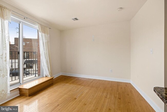 Building Photo - 1542 Passyunk Ave