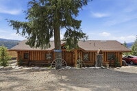 Building Photo - 2BR, 2BTH Executive Log Cabin Living Overlooking Carlin Bay on Lake Coeur d'Alene