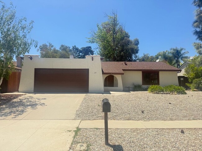 Primary Photo - 315 N Sabra Ave