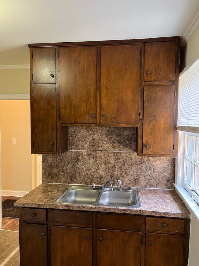 Building Photo - **AVAILABLE NOW**Near Ft. Benning. Columbus, GA 2 Bedroom / 1 Bathroom Home for Rent***