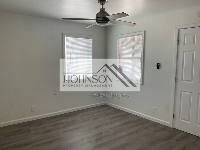 Building Photo - 214 W Carlton Wy