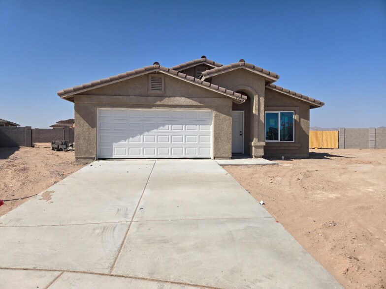 Building Photo - 7994 E 46th Pl