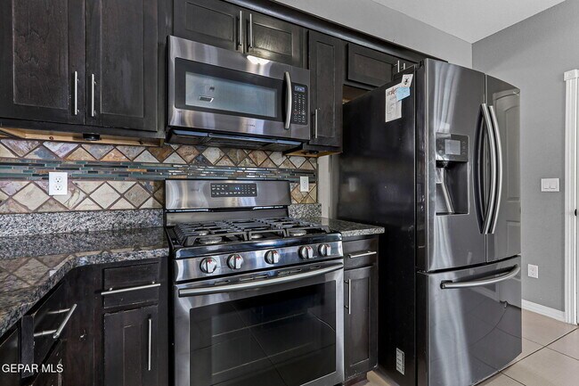 Building Photo - 3129 Spring Willow