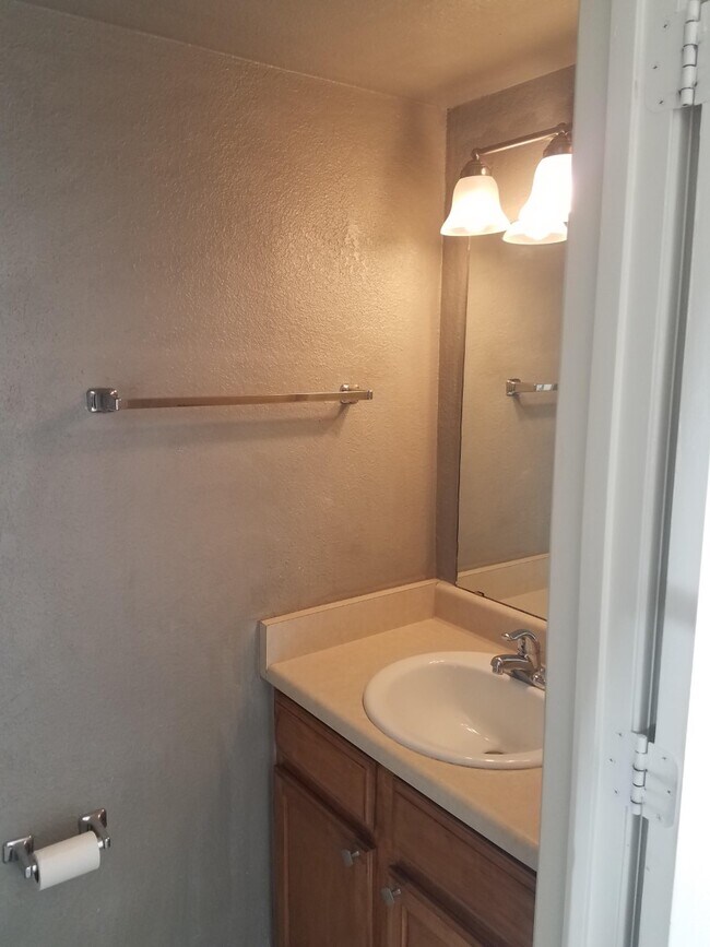 Downstairs 1/2 bath - 3301 Monroe St NE