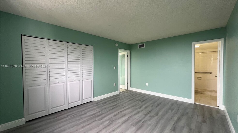 Building Photo - 5033 NW 7th St