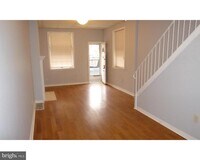 Building Photo - 2575 E Huntingdon St