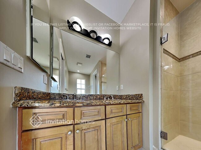 Building Photo - 716 NW 83rd Pl