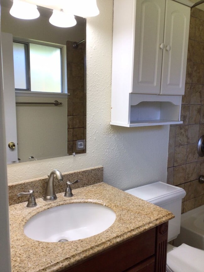 Building Photo - 3BD Ranch Style Home in Cascade Park