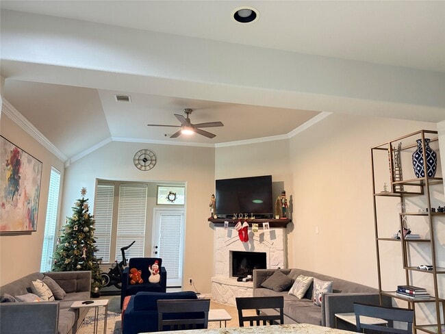 Building Photo - 3042 Currant Dr