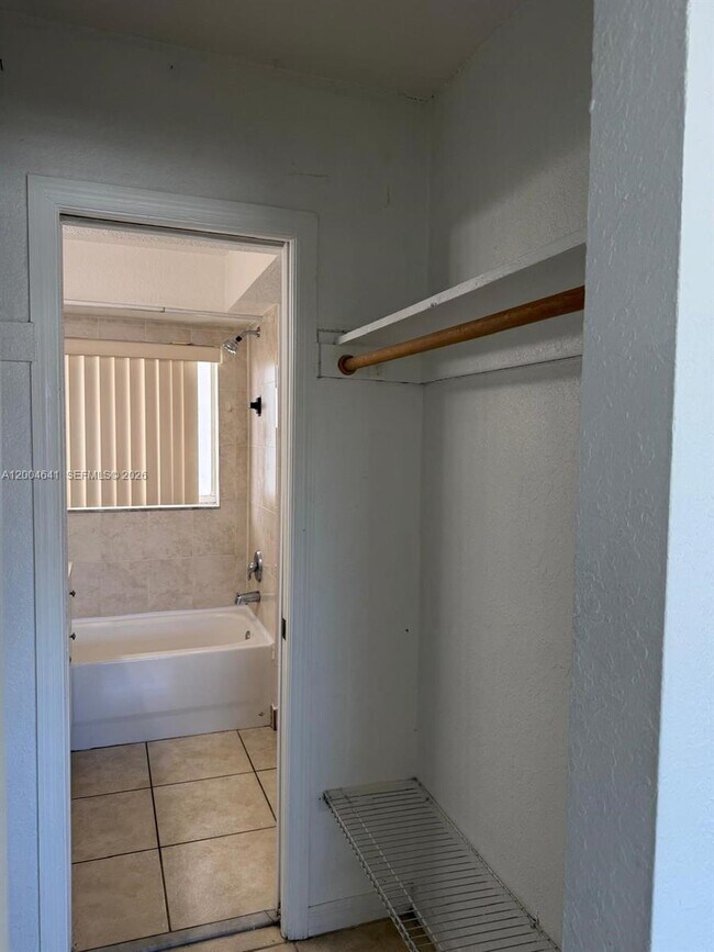 Building Photo - 7713 SW 88th St