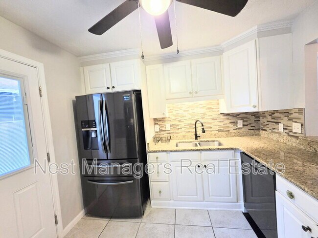 Building Photo - 1808 Bryn Mawr Dr