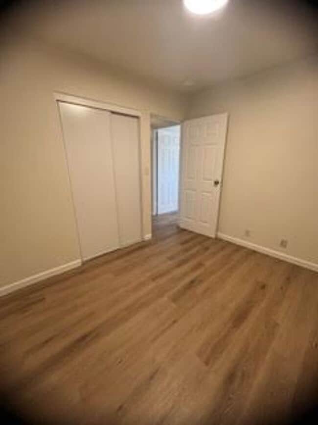 Building Photo - Excellent 3 bed 2 Bath Home