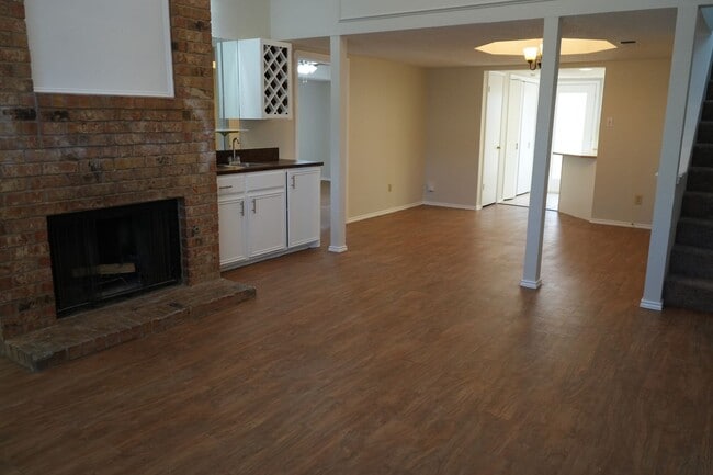 Building Photo - 5803 7th St