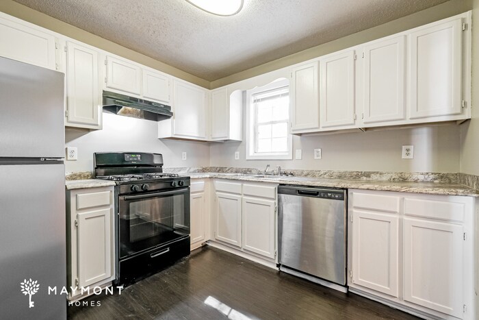 Building Photo - 2735 Dahlonega Trail