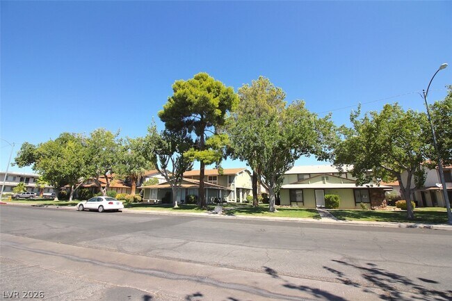 Building Photo - 1470 Elizabeth Ave