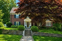 Building Photo - Manor Woods 5 Bedroom 2.5 Bathroom Colonial Home