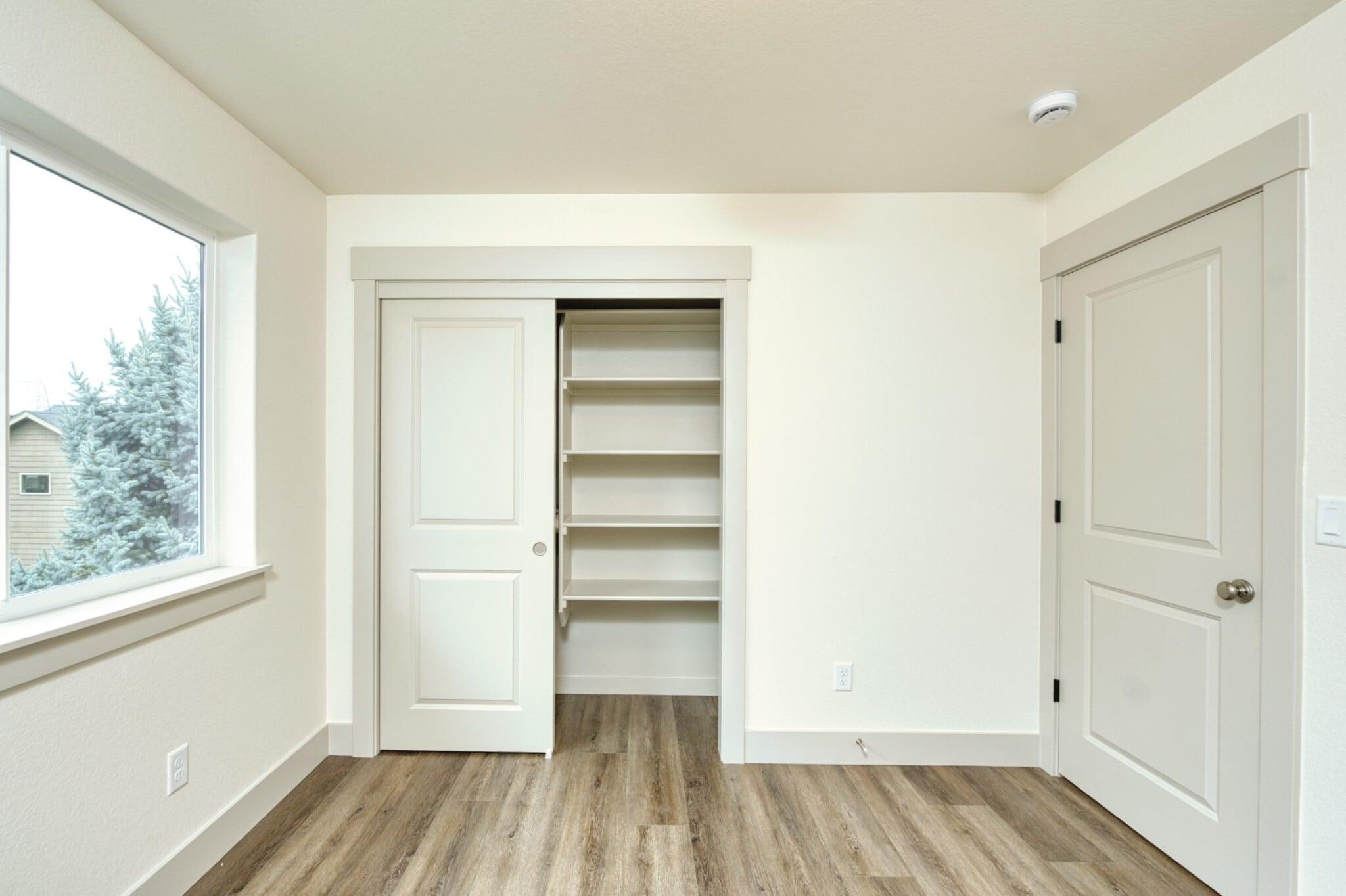 Building Photo - 1319 Oppek St NE