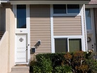 Building Photo - 54 Oval Rd