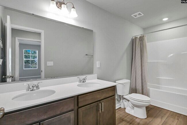 Building Photo - 620 Rothenburg Rd