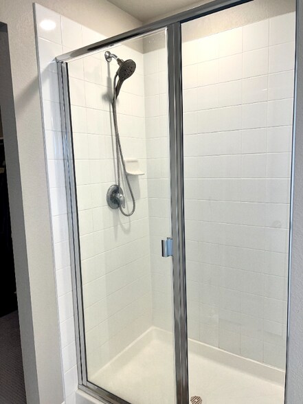 Building Photo - 10722 Rolling Mesa Dr