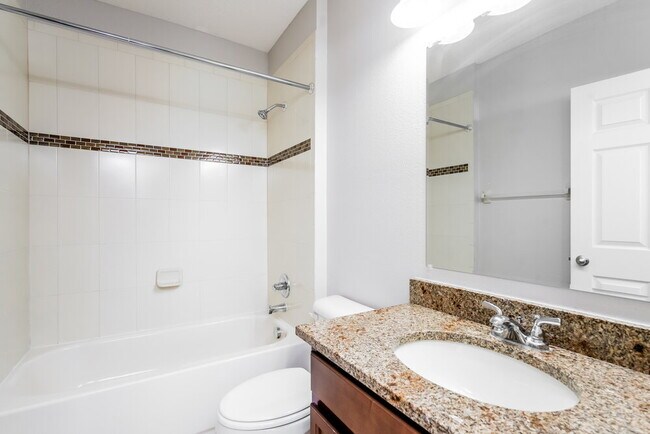 Building Photo - 7211 Wakeview Dr