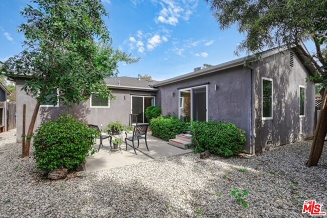 Building Photo - 23018 Leonora Dr