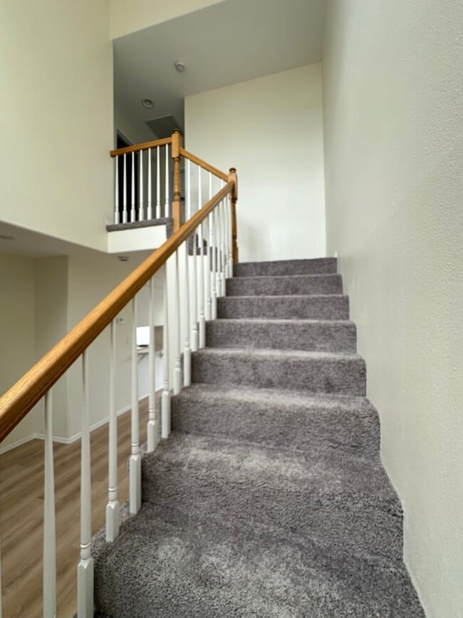 Building Photo - Shopper's Delight- Central Vancouver 2/ 2.5 Townhouse