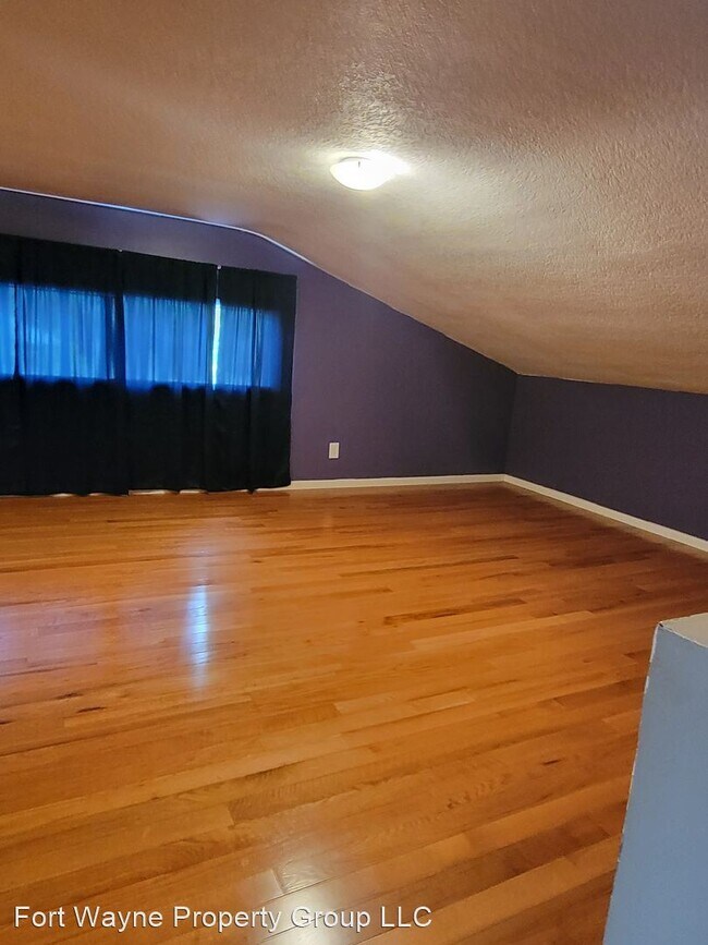 Building Photo - 3 br, 2 bath House - 4332 Wyandotte Dr