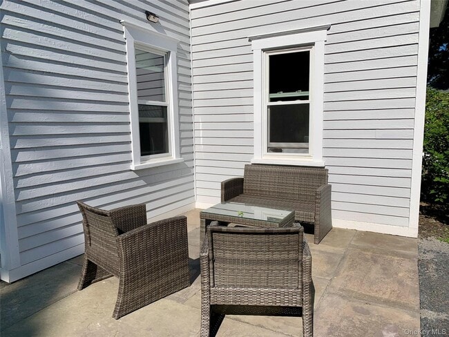 Building Photo - 26 Main St