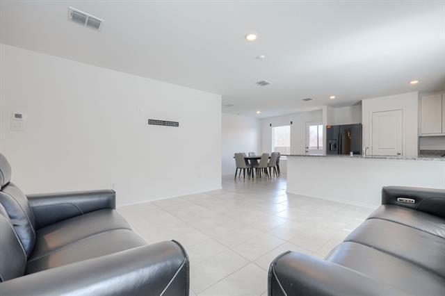 Building Photo - 1799 Courage Crk