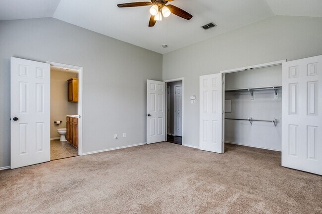 Building Photo - Upgraded 3 bedroom in Master Planned Community of Travis Ranch!!