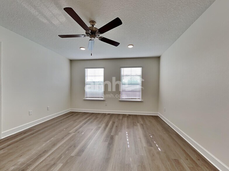 Building Photo - 2568 Spring Moss Ct